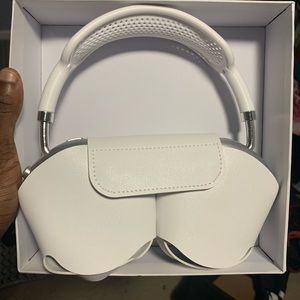 AirPod maxs